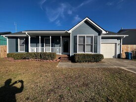 5068 Linton Hall Rd in Fayetteville, NC - Building Photo