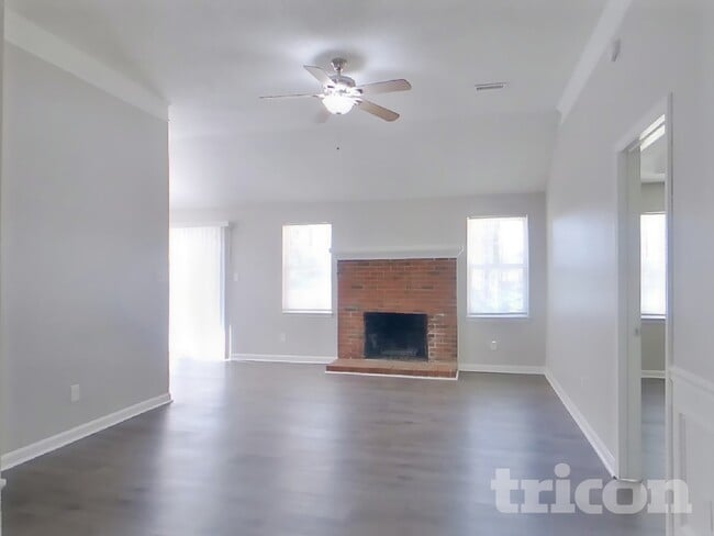 7401 Fallow Ln in Charlotte, NC - Building Photo - Building Photo