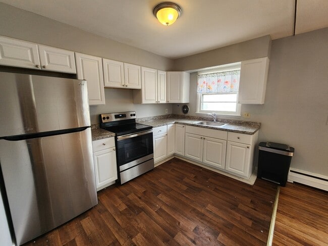 property at 96 S Hamilton St