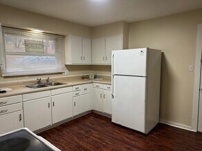 4321 Bruhin Rd-Unit -1 in Knoxville, TN - Building Photo - Building Photo