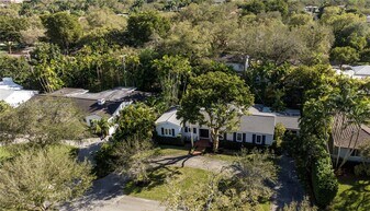 1350 Mendavia Ave in Coral Gables, FL - Building Photo