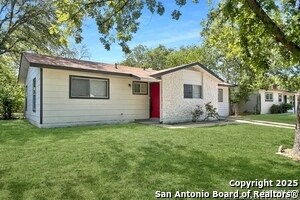 4110 Tropical Dr in San Antonio, TX - Building Photo