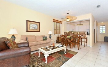 655 Cedars Ct in Longboat Key, FL - Building Photo - Building Photo