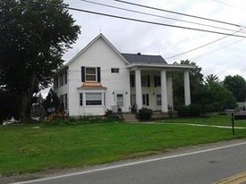 47550 Middle Ridge Rd in Amherst, OH - Building Photo