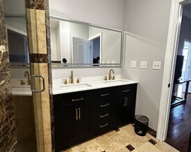 4926 S Indiana Ave in Chicago, IL - Building Photo - Building Photo