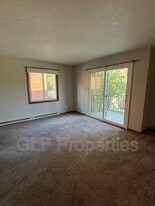 231 N 1st St in Seward, NE - Building Photo