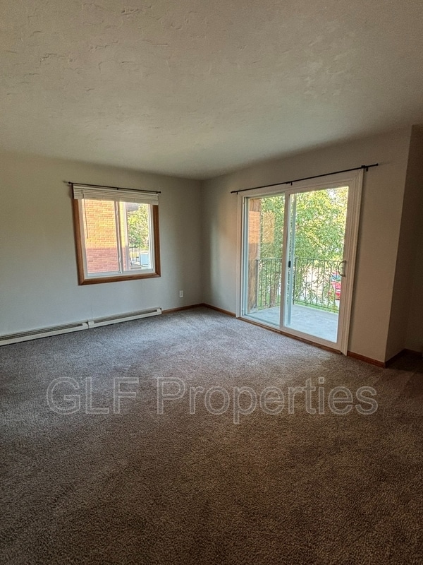 property at 231 N 1st St