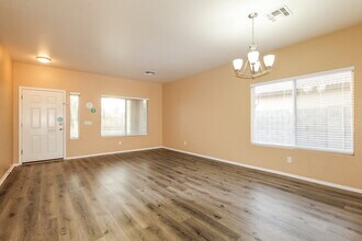 617 S 123rd Dr in Avondale, AZ - Building Photo - Building Photo
