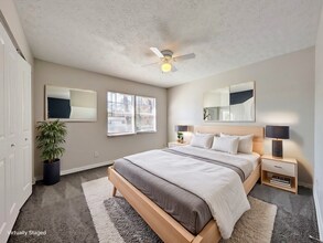 Yellow Pine Townhomes in Jacksonville, FL - Foto de edificio - Building Photo