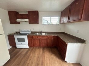 6739 N 63rd Ave in Glendale, AZ - Foto de edificio - Building Photo