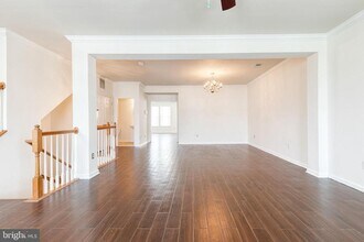 7558 Stoney Run Dr in Severn, MD - Building Photo - Building Photo