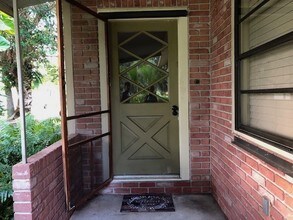 5900 N Courtenay Pkwy in Merritt Island, FL - Building Photo - Building Photo