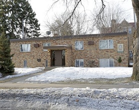 340 Marshall Ave in St. Paul, MN - Building Photo - Building Photo