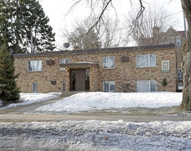 340 Marshall Ave in St. Paul, MN - Foto de edificio - Building Photo