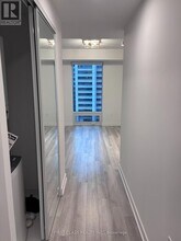 238 Simcoe St in Toronto, ON - Building Photo - Building Photo