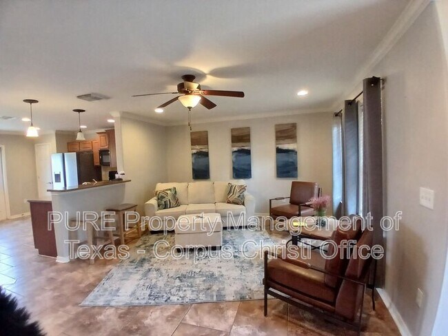 2217 Abeto Dr in Corpus Christi, TX - Building Photo - Building Photo