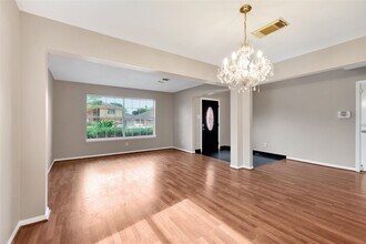 11019 Cayman Mist Dr in Houston, TX - Building Photo - Building Photo