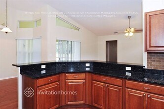 5547 Foxtail Ct in Wesley Chapel, FL - Foto de edificio - Building Photo