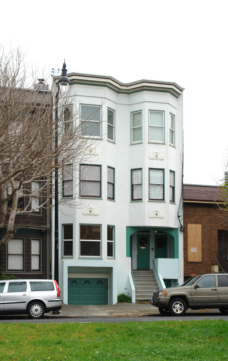 1621 Dolores St in San Francisco, CA - Building Photo