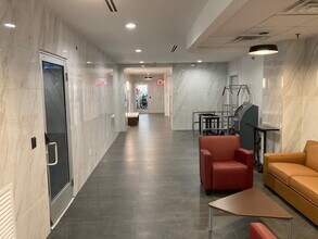 2101 Chestnut, Unit 1119 in Philadelphia, PA - Foto de edificio - Building Photo