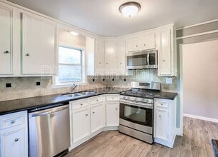 810 Charles Rd in Houston, TX - Building Photo - Building Photo