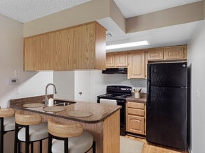 Walden Lakewood in Plant City, FL - Building Photo - Building Photo