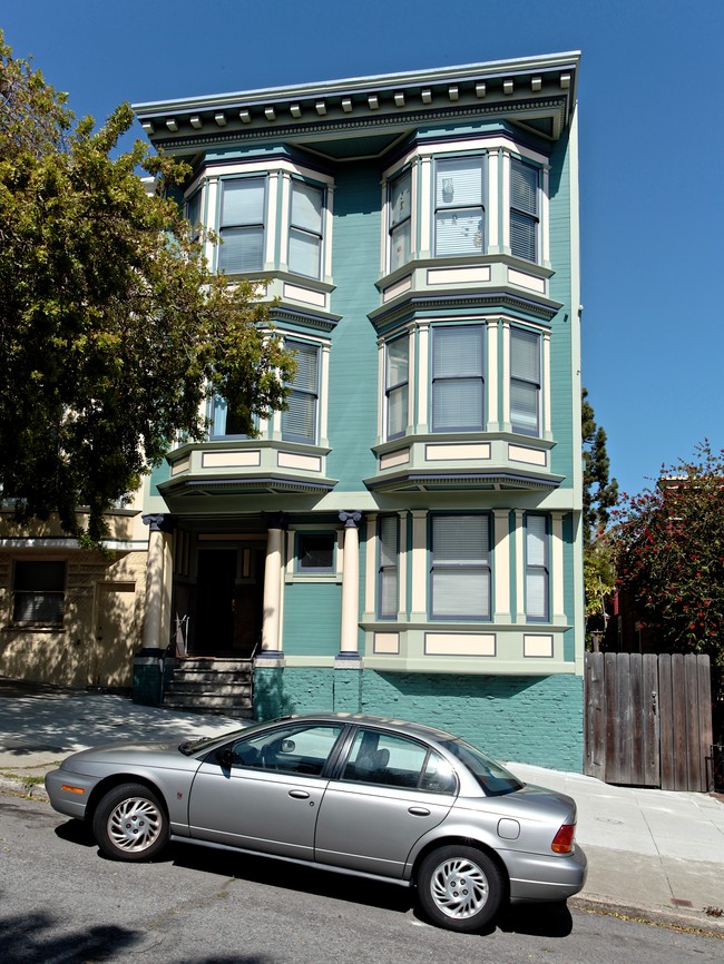 833 Dolores St in San Francisco, CA - Building Photo - Building Photo