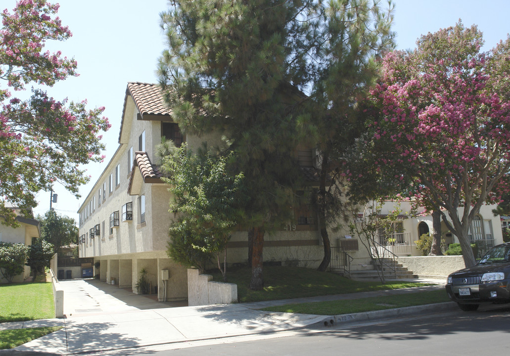 419 N 2nd St in Alhambra, CA - Building Photo