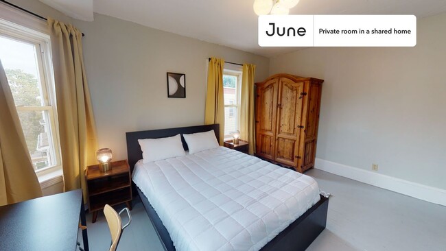 Private bedroom in 4 bed/2 bath Home in Boston, MA - Building Photo - Building Photo