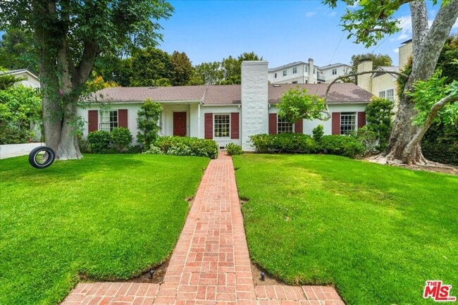 property at 146 N Gunston Dr
