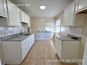 8293 Prospect Ave in Warren, MI - Building Photo - Building Photo