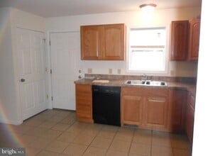 69 Herman Ave in Lemoyne, PA - Building Photo - Building Photo