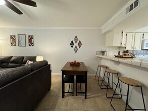 201 Riverfront Dr in Bullhead City, AZ - Building Photo - Building Photo