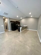 4803 N Hillside Ct in Wichita, KS - Building Photo - Building Photo