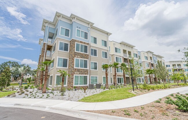 Heron Ridge 62+ Apartments in Kissimmee, FL - Building Photo - Building Photo