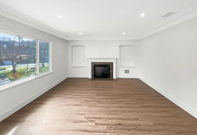 3700 Olympiad Dr in Los Angeles, CA - Building Photo - Building Photo