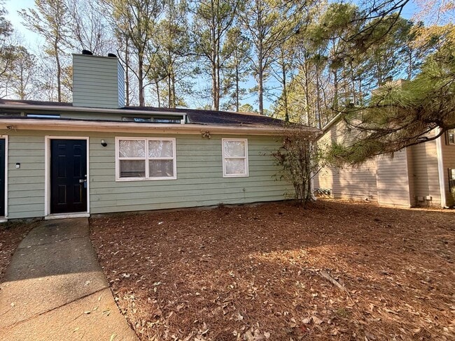 4101 Hawthorne Cir in Smyrna, GA - Building Photo - Building Photo