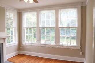 2243 Madison Ave in Montgomery, AL - Building Photo - Building Photo
