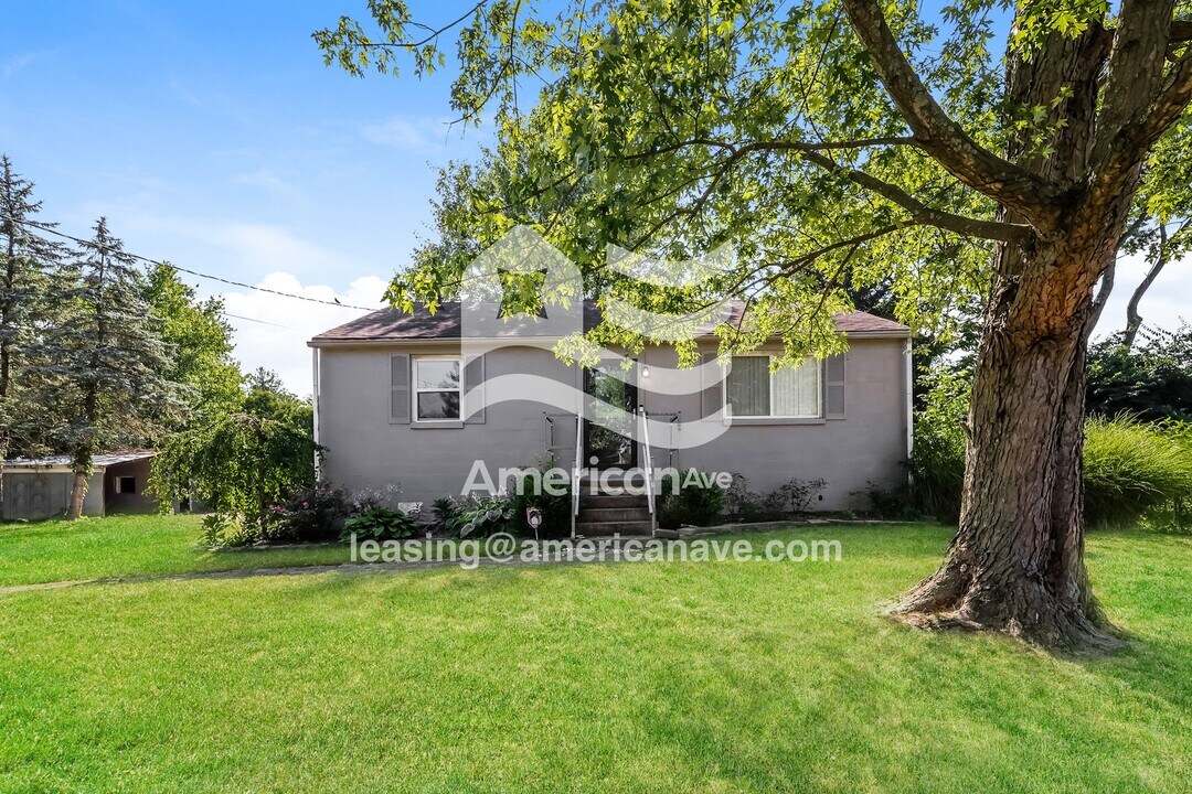 9448 Beech Dr in Cincinnati, OH - Foto de edificio