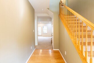 703 Rainier Rd in Charlottesville, VA - Building Photo - Building Photo