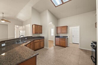 15095 Douglas St in Apple Valley, CA - Building Photo - Building Photo