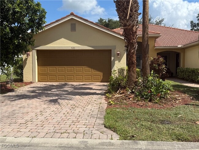 9195 Aegean Cir in Lehigh Acres, FL - Building Photo - Building Photo