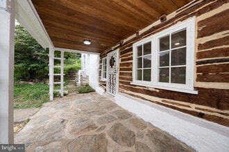 875 Old State Rd in Berwyn, PA - Building Photo - Building Photo