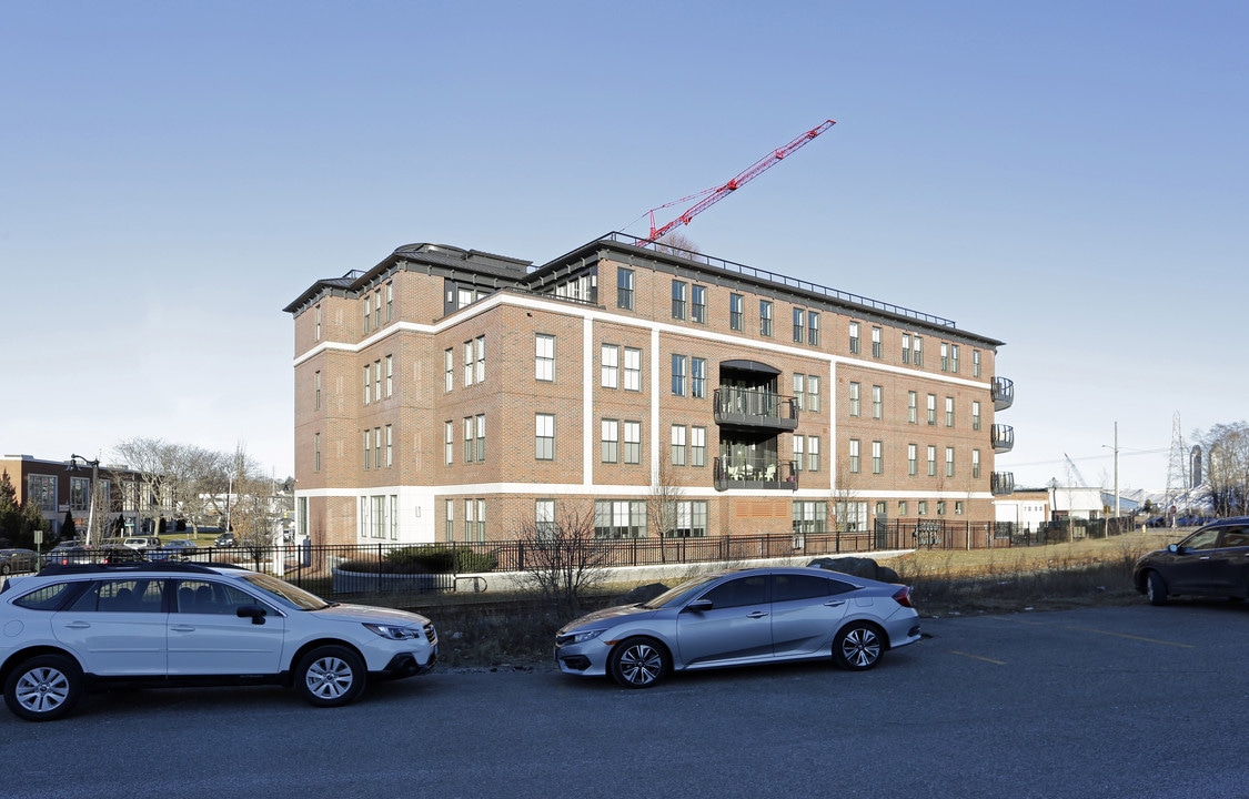 233 Vaughan St in Portsmouth, NH - Foto de edificio