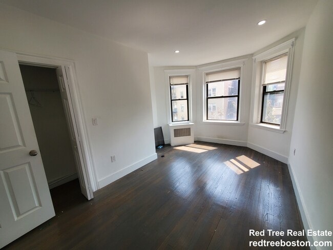 36 Peterborough St, Unit 25
