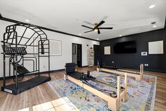 Preston Pointe at Windermere in Cumming, GA - Building Photo - Building Photo