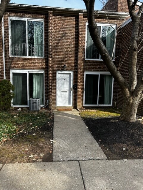 9001 Ridge Ave photo'