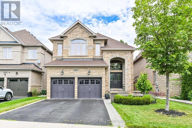 2367 North Ridge Trail in Oakville, ON - Building Photo - Building Photo