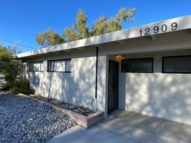 12909 Cactus Dr, Unit 12909 Cactus Dr in Desert Hot Springs, CA - Building Photo - Building Photo