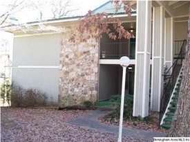 East Pines in Alpine, AL - Building Photo